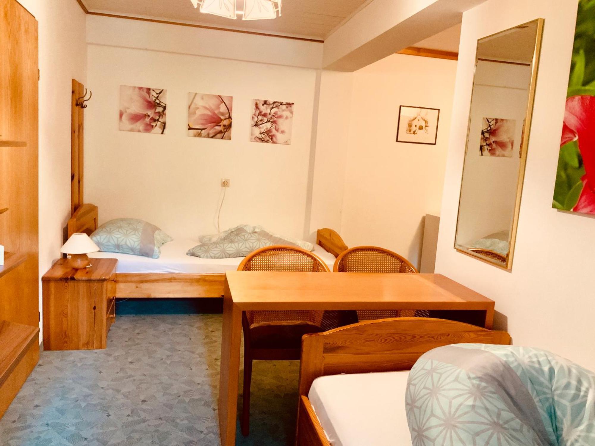 Motel Brunner Apartments & Zimmer Bad Eisenkappel Room photo