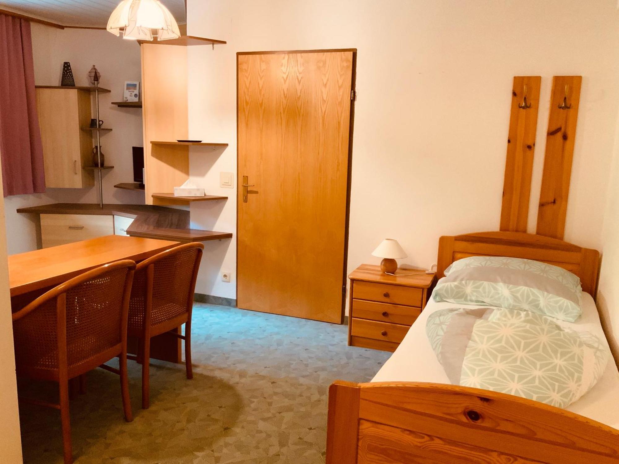 Motel Brunner Apartments & Zimmer Bad Eisenkappel Room photo